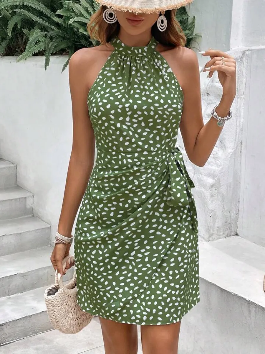 Robe Halter à Pois avec Ceinture ✨
