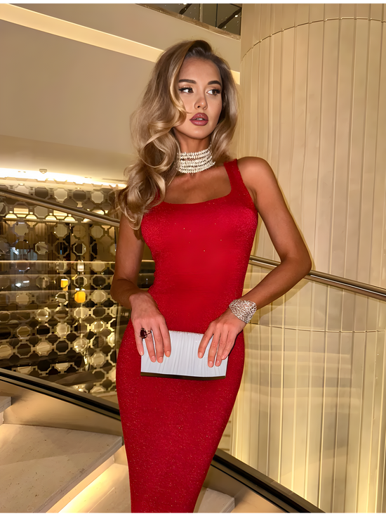 Nur heute 50 % Rabatt – Scharlachrotes Kleid ❣️